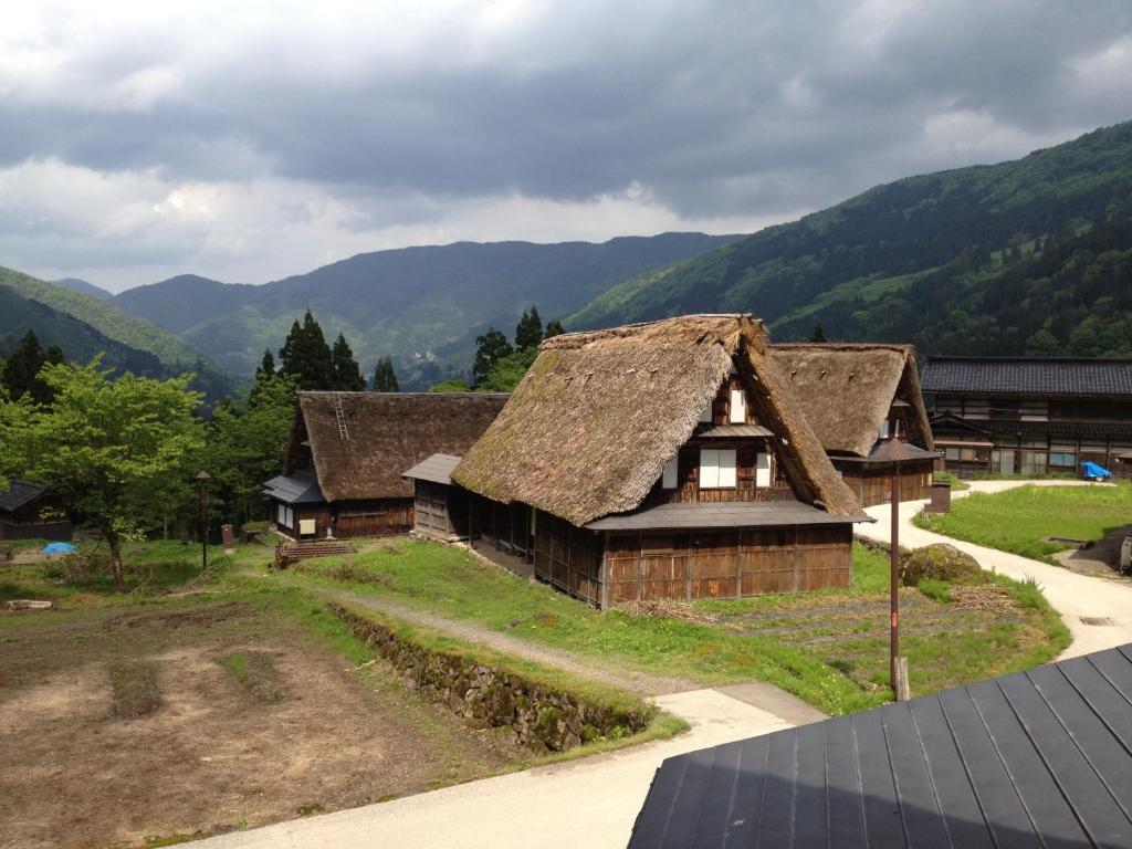 Choyomon Hotel Nanto Екстериор снимка